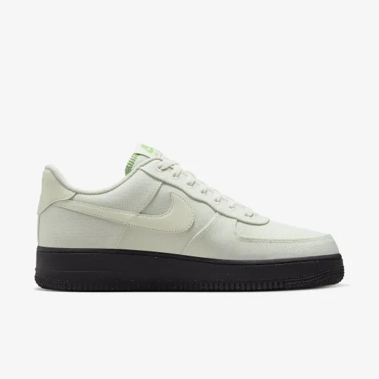 Кросівки Nike Air Force 1 Low '07 LV8 FJ4160-002