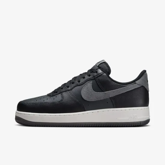 Кросівки Nike Air Force 1 07 LX FJ4170-004