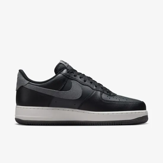 Кросівки Nike Air Force 1 07 LX FJ4170-004
