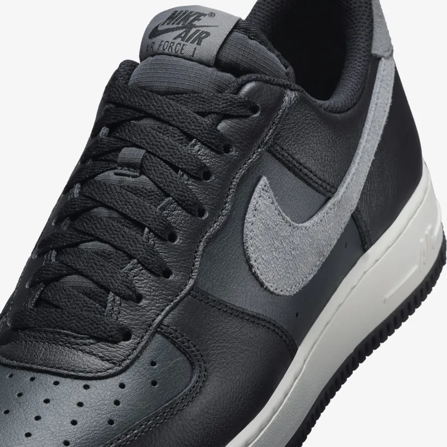 Кросівки Nike Air Force 1 07 LX FJ4170-004