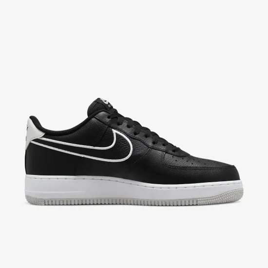 Кросівки Nike Air Force 1 '07 FJ4211-001
