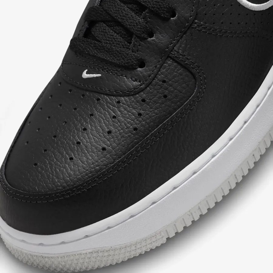 Кросівки Nike Air Force 1 '07 FJ4211-001