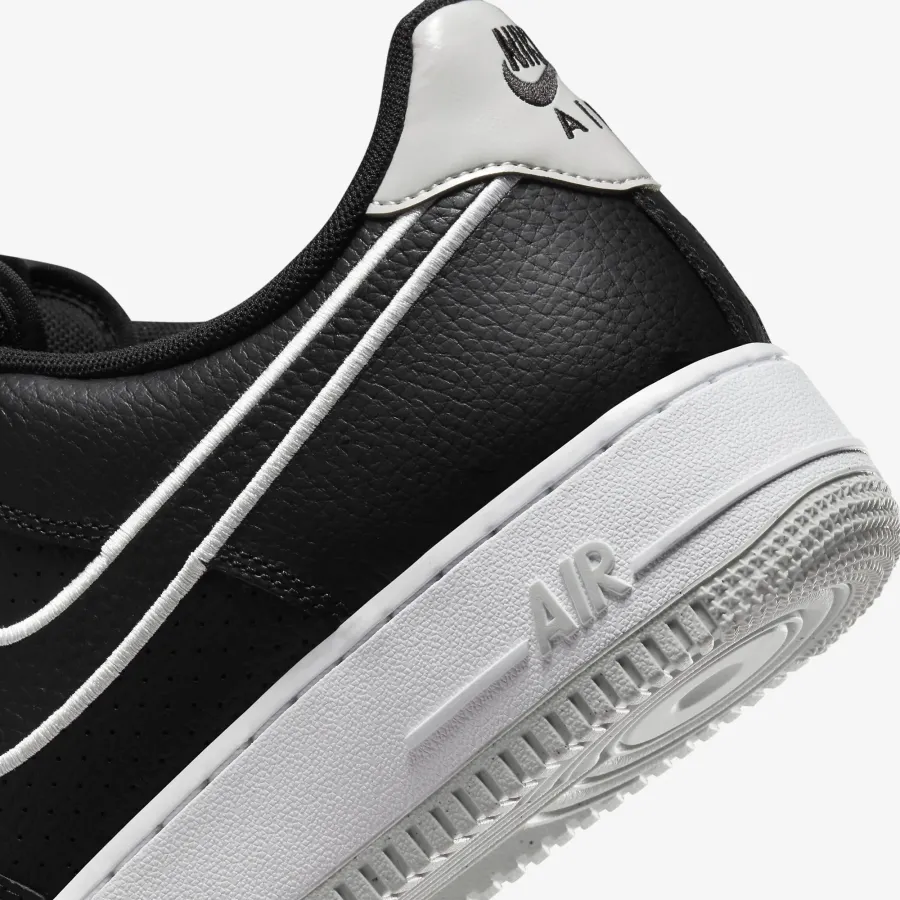 Кросівки Nike Air Force 1 '07 FJ4211-001