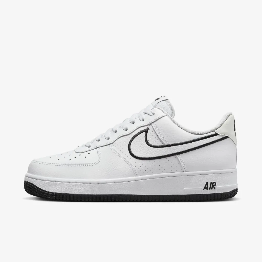 Кросівки Nike Air Force 1 '07 FJ4211-100