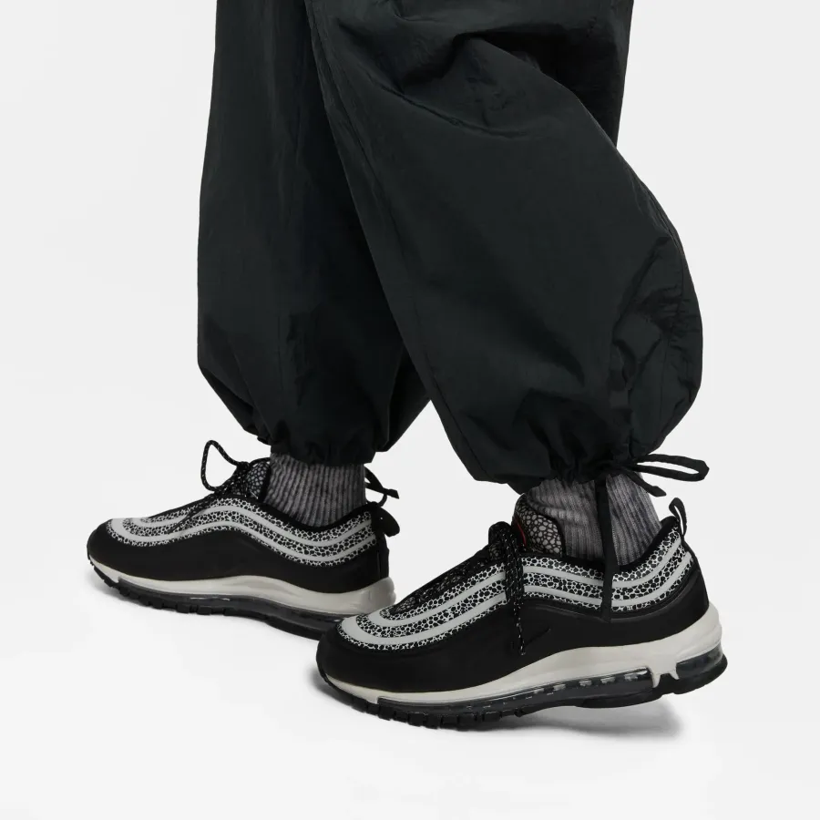 Штани Nike Sportswear High-Waisted Woven Cargo Trousers FJ4934-010
