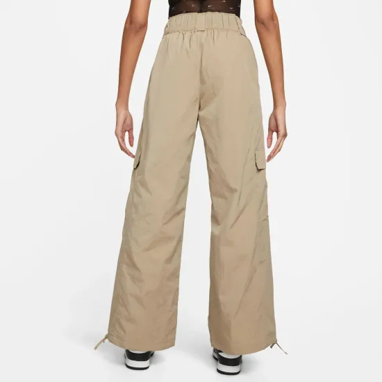 Штани Nike Sportswear High-Waisted Woven Cargo Trousers FJ4934-247