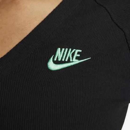 Кофта Nike Sportswear Ribbed FJ5220-010