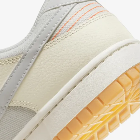 Кросівки Nike Dunk Low SE FJ5475-100