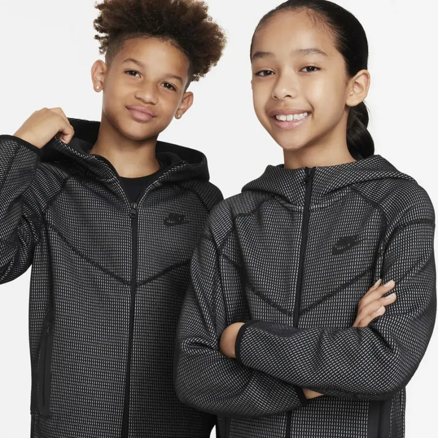 Толстовка Nike Sportswear Tech Fleece Winterized Full‑Zip FJ6023-010