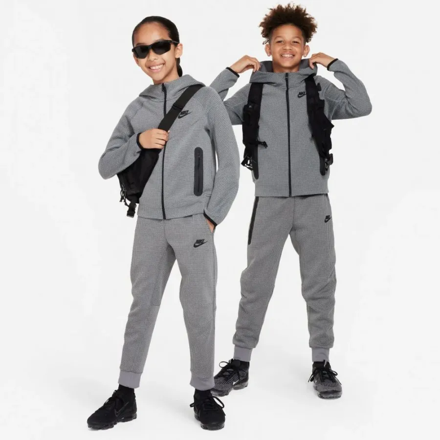 Толстовка Nike Sportswear Tech Fleece Winterized Full‑Zip FJ6023-084