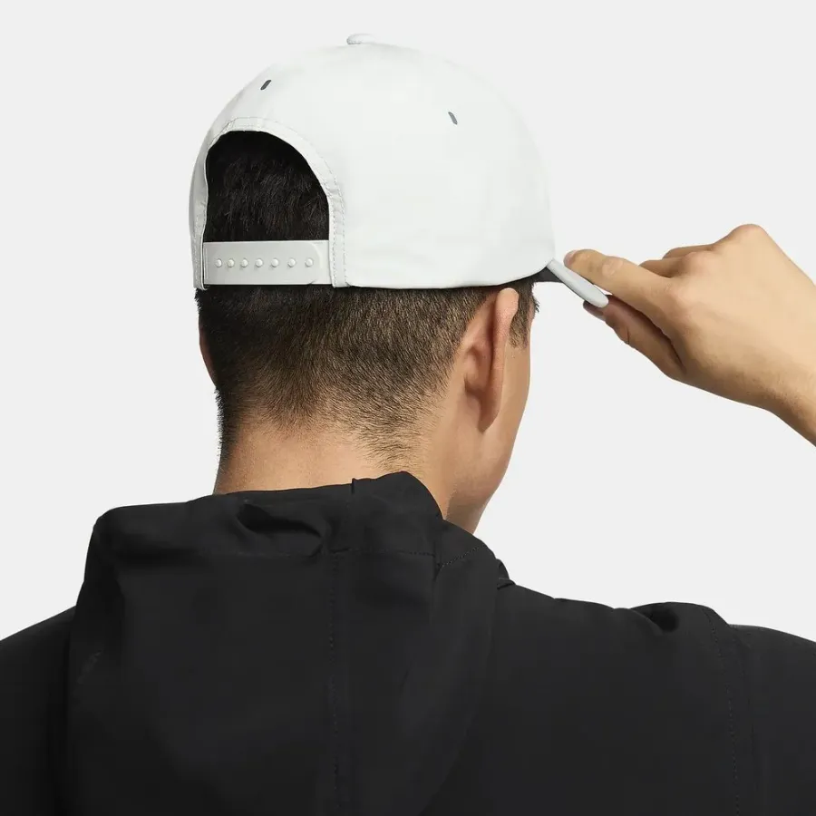 Кепка Nike Storm-Fit Advanced Club Cap FJ6205-034
