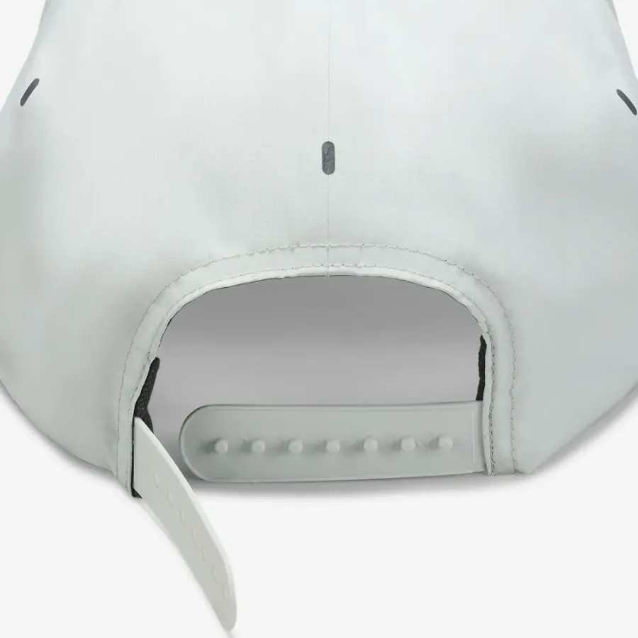 Кепка Nike Storm-Fit Advanced Club Cap FJ6205-034