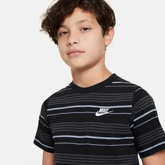 Футболка Nike Club Stripe FJ6348-011