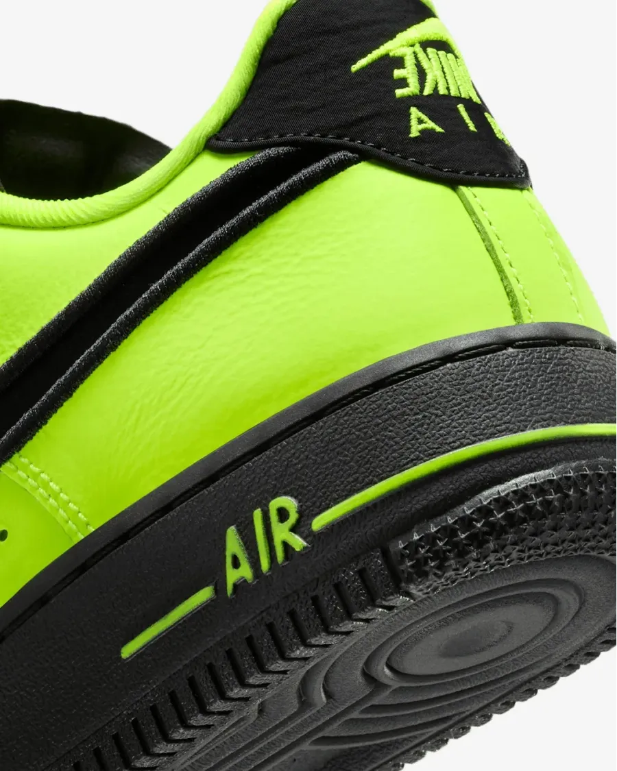 Кросівки Nike Air Force 1 Low FJ7409-700