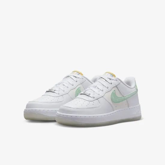 Кросівки Nike Air Force 1 Low LV8 2 FJ7706-131