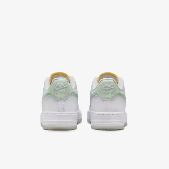 Кросівки Nike Air Force 1 Low LV8 2 FJ7706-131