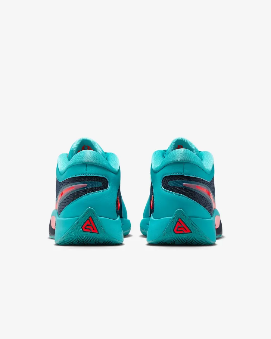 Кросівки Nike Giannis Freak 6 FJ7792-300