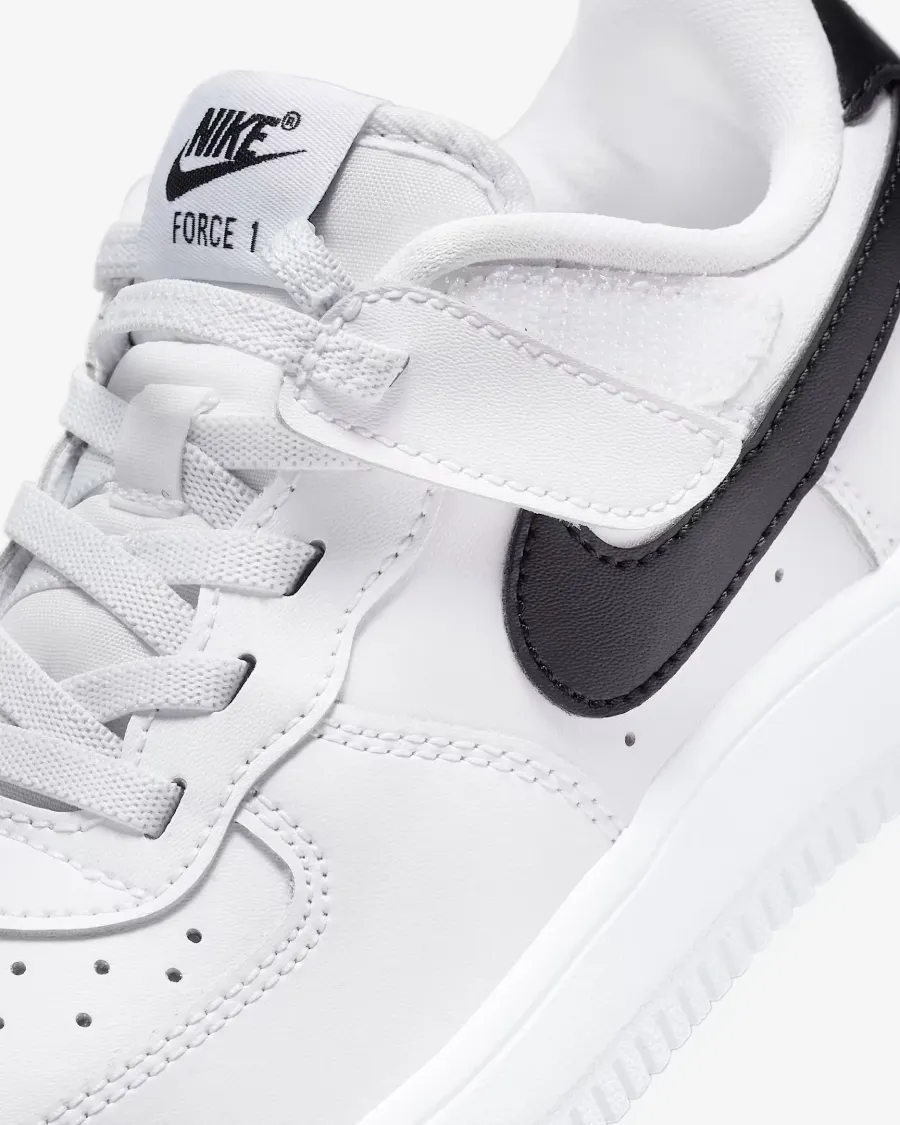 Кросівки Nike Force 1 Low EasyOn FN0237-101