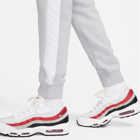 Штани Nike Sportswear Club Fleece Joggers FN0246-012