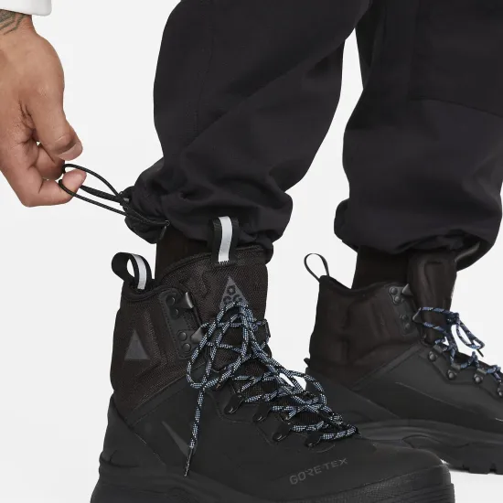 Спортивні штани Nike ACG Smith Summit Cargo Pant FN0428-010