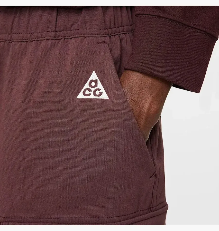 Спортивні штани Nike ACG Smith Summit Cargo Pant FN0428-652