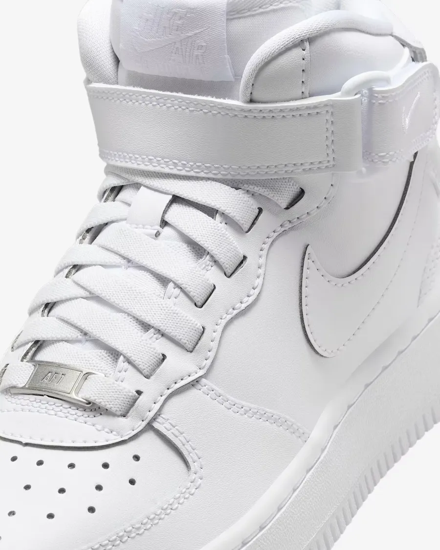 Кросівки Nike Air Force 1 Mid EasyOn FN1193-111