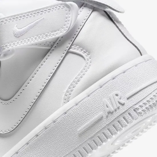 Кросівки Nike Air Force 1 Mid EasyOn FN1193-111