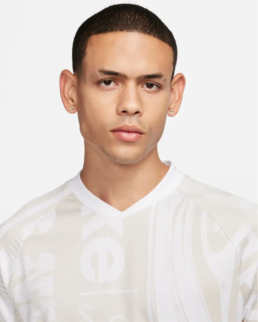 Футболка Nike Culture of Football Dri-FIT Jersey FN2393-104