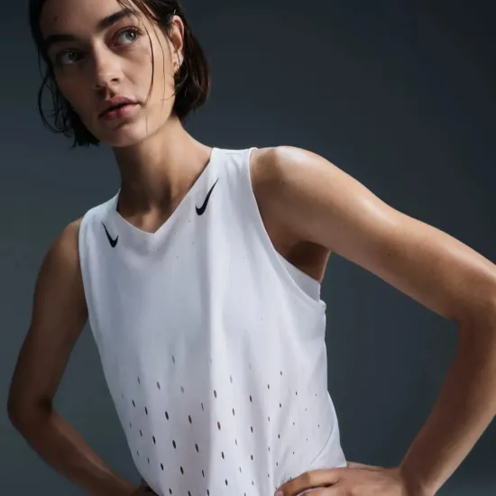 Майка Nike AeroSwift Dri-FIT ADV Singlet FN2504-100