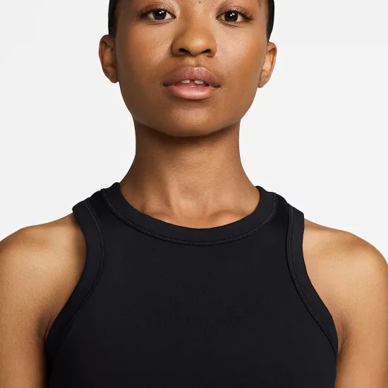 Топ Nike One Classic Dri-FIT Cropped FN2806-010