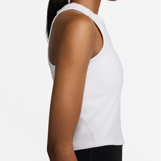 Топ Nike One Classic Dri-FIT Cropped FN2806-100