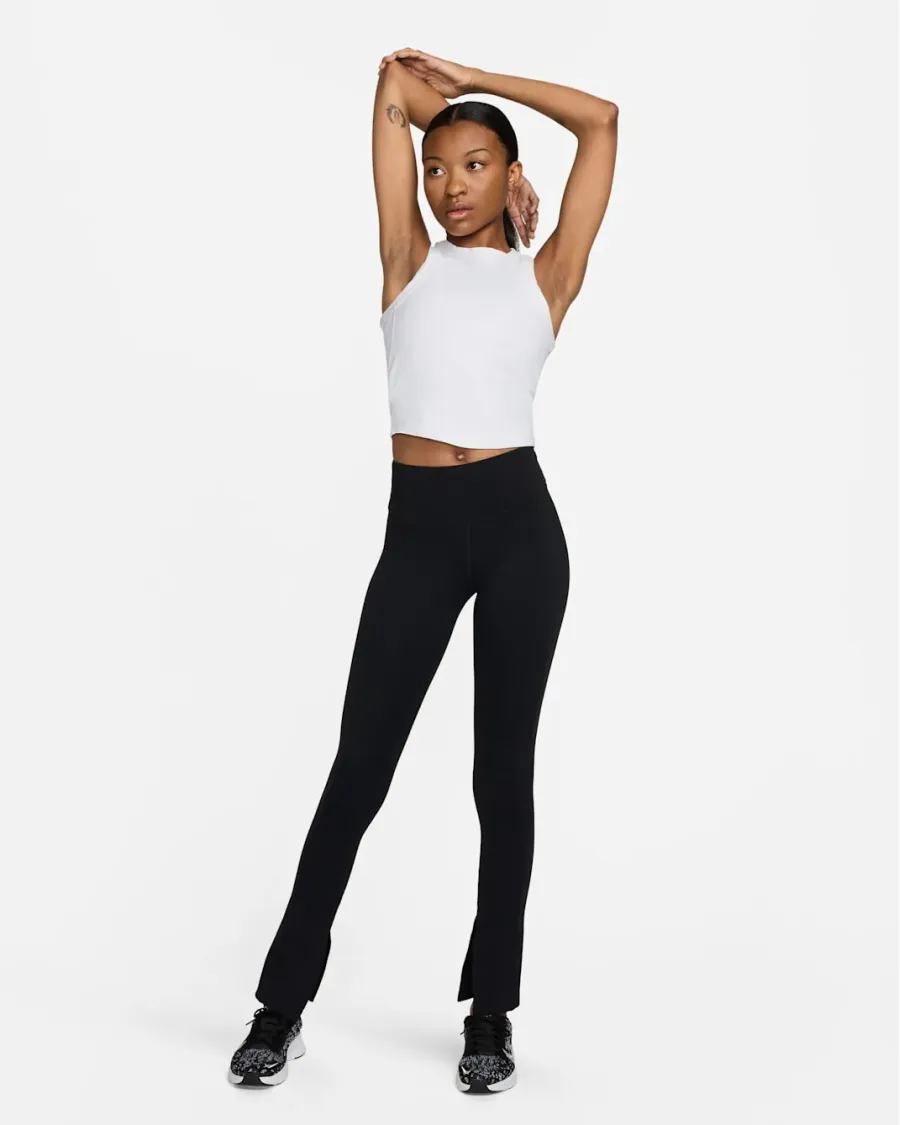 Топ Nike One Classic Dri-FIT Cropped FN2806-100