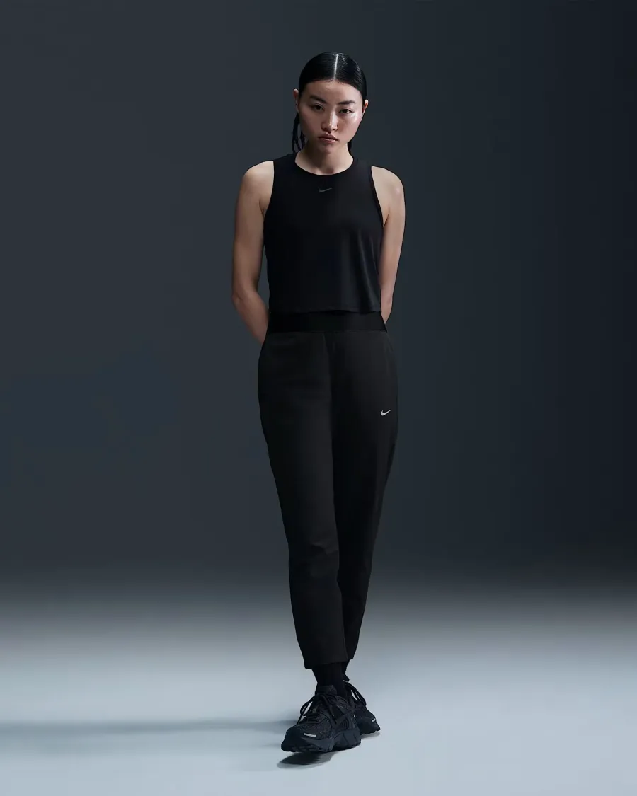 Топ Nike One Classic Dri-FIT FN2845-010