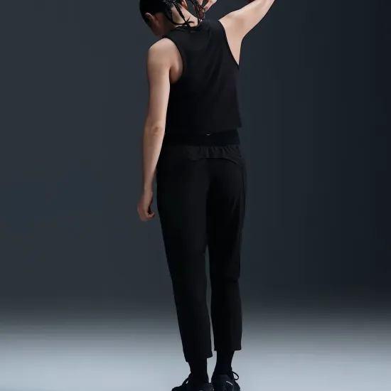 Топ Nike One Classic Dri-FIT FN2845-010