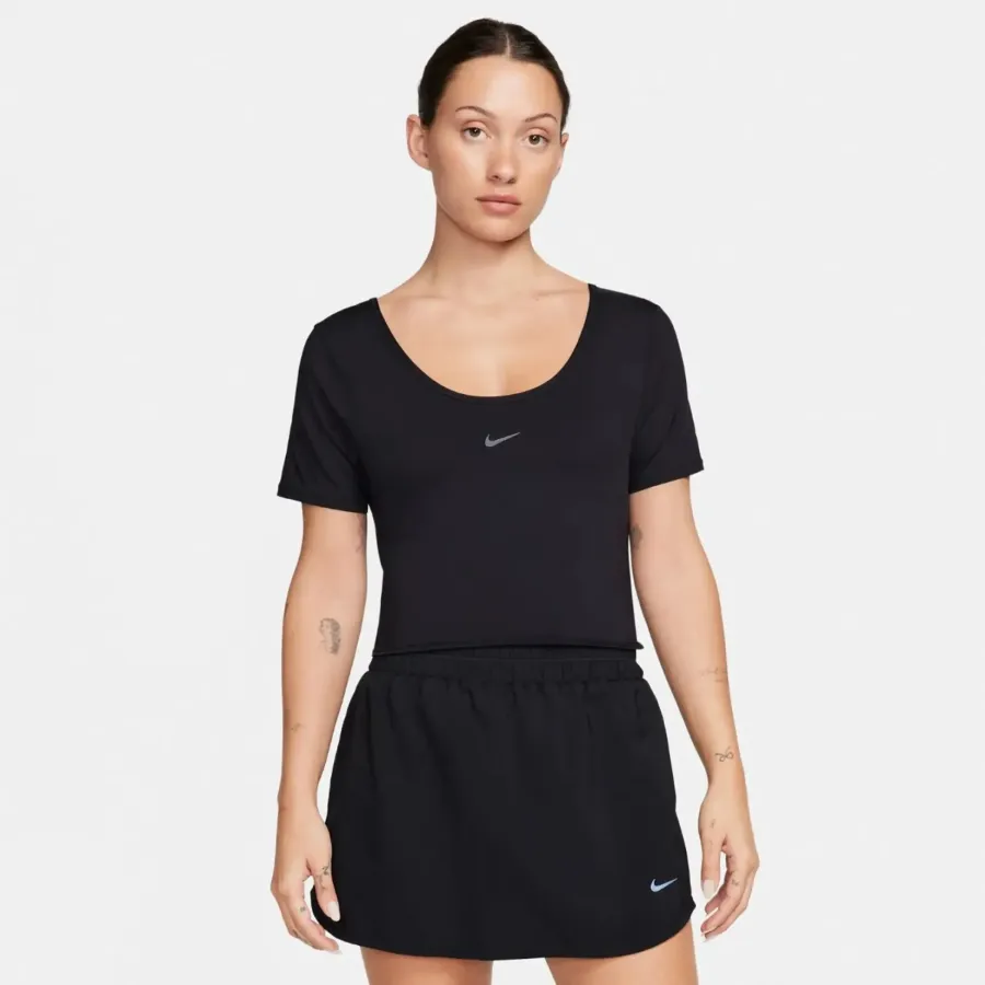 Топ Nike One Classic Dri-FIT Short-Sleeve Cropped Twist FN2851-010