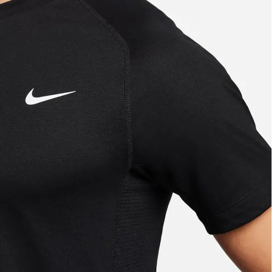 Футболка Nike Flex Rep Dri-FIT FN2979-010