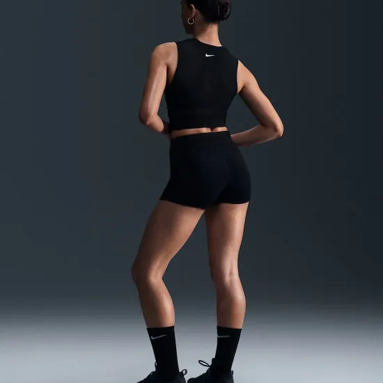 Шорти Nike Pro Mid-Rise Mesh-Paneled FN3336-010