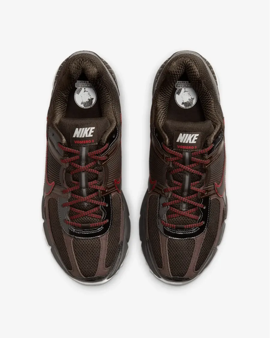 Кросівки Nike Zoom Vomero 5 FN3420-200