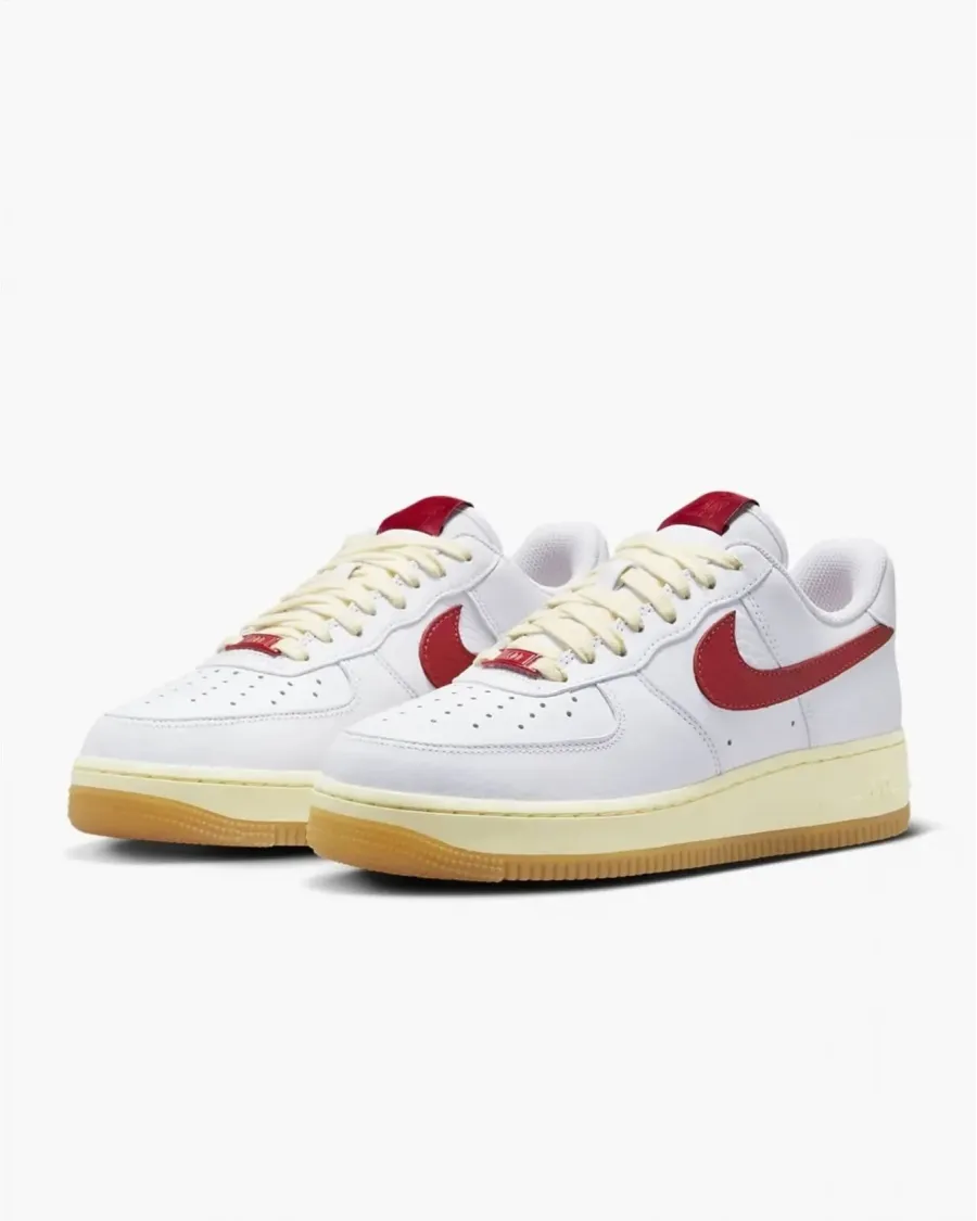 Кросівки Nike Air Force 1 '07 FN3493-100
