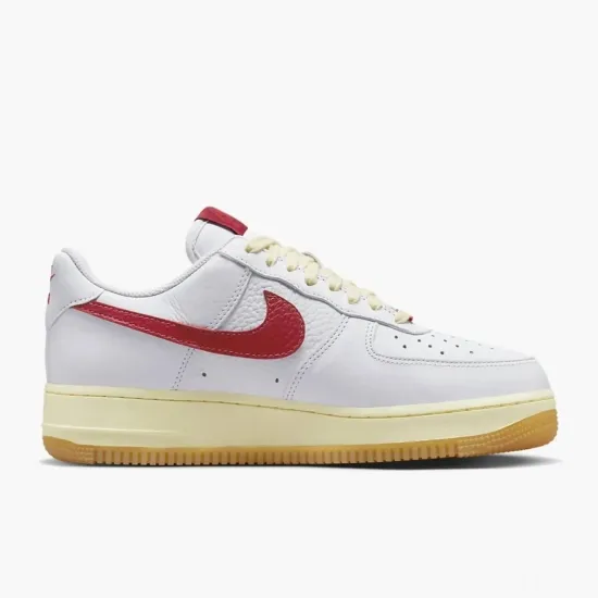 Кросівки Nike Air Force 1 '07 FN3493-100