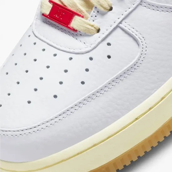 Кросівки Nike Air Force 1 '07 FN3493-100