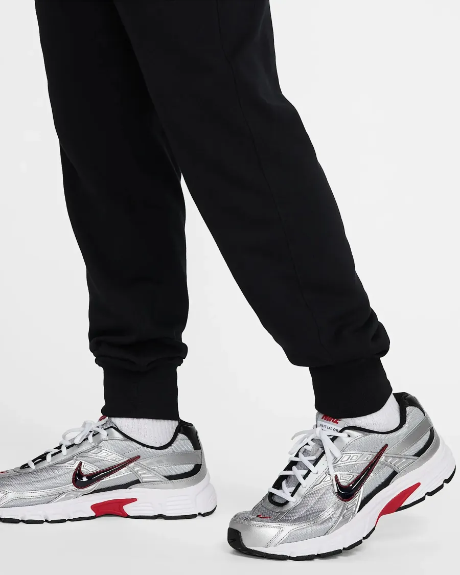 Спортивні штани Nike Club Fleece Joggers FN3801-010