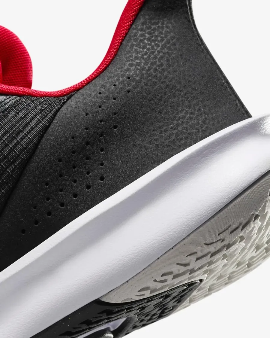 Кросівки Nike Precision 7 FN4322-002