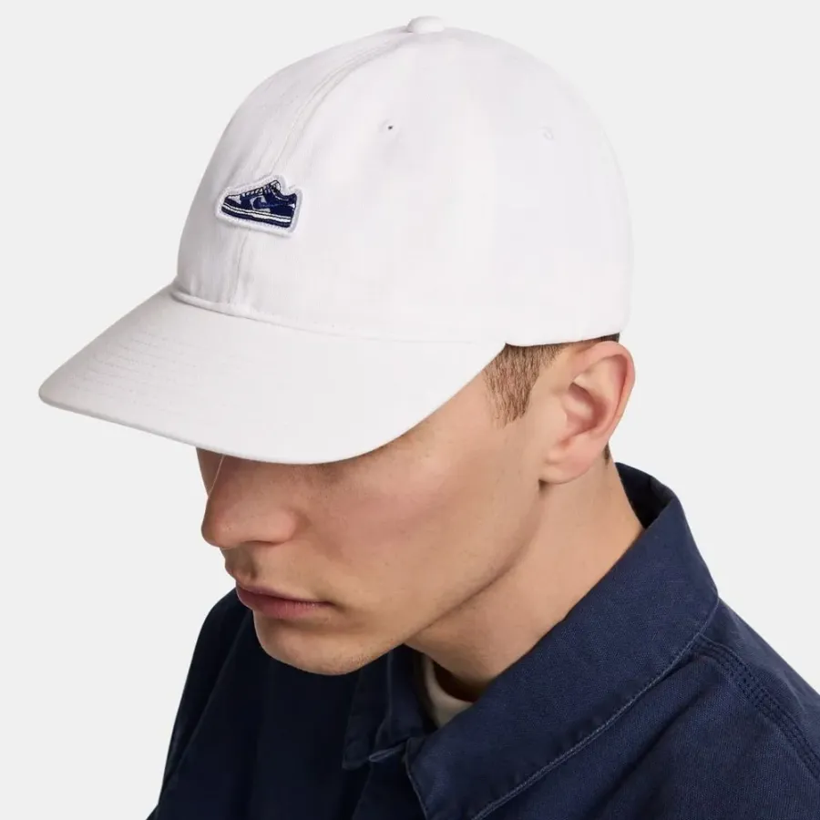 Кепка Nike Club Cap Dunk Patch FN4404-100