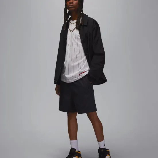 Шорти Nike Air Jordan Essentials Woven FN4549-010
