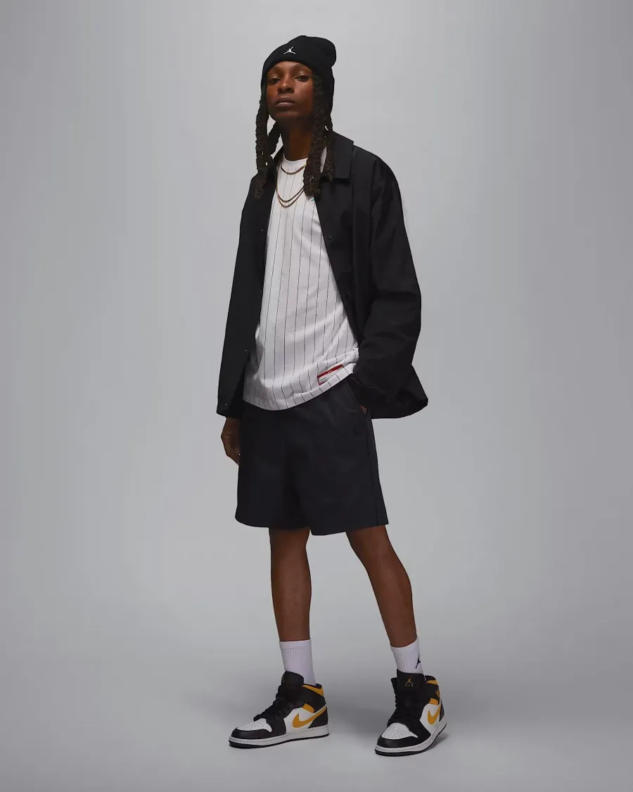 Шорти Nike Air Jordan Essentials Woven FN4549-010