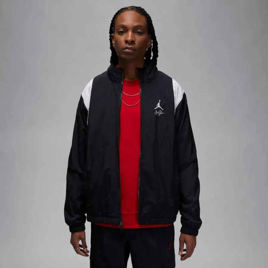 Куртка Nike Air Jordan Essentials FN4621-010