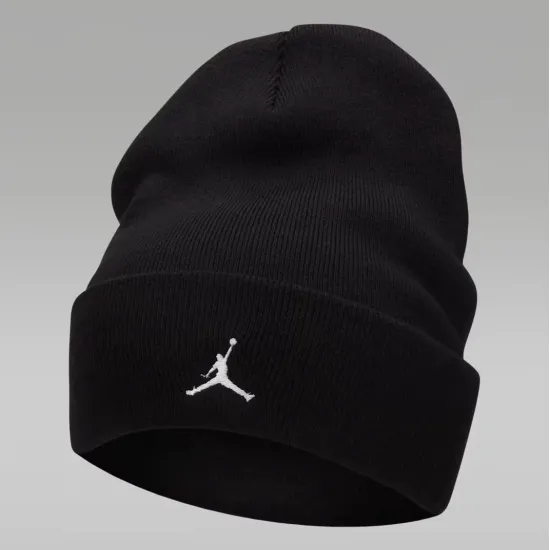 Шапка Nike Air Jordan Peak Essential FN4672-010