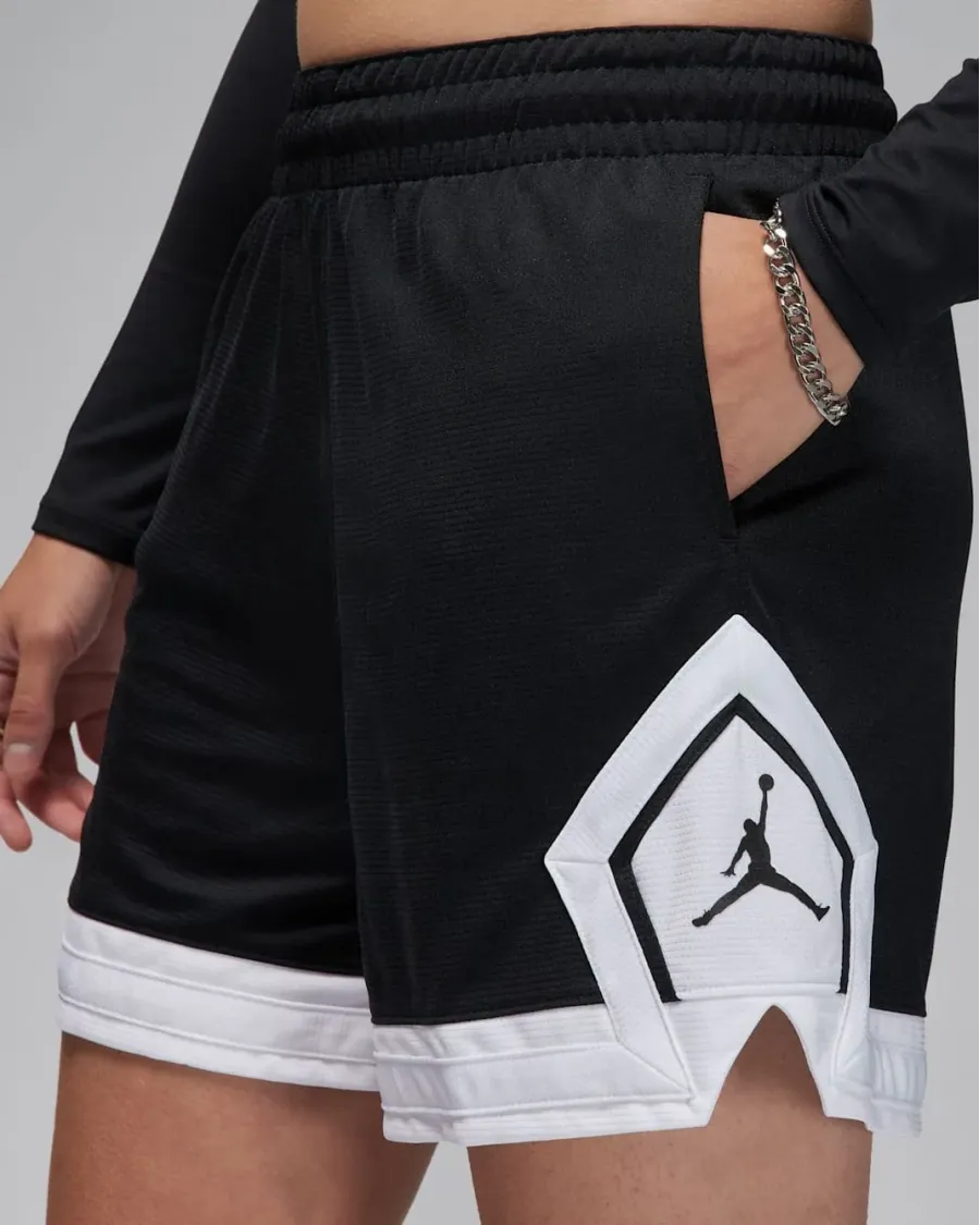 Шорти Nike Air Jordan Diamond Sport FN5134-010
