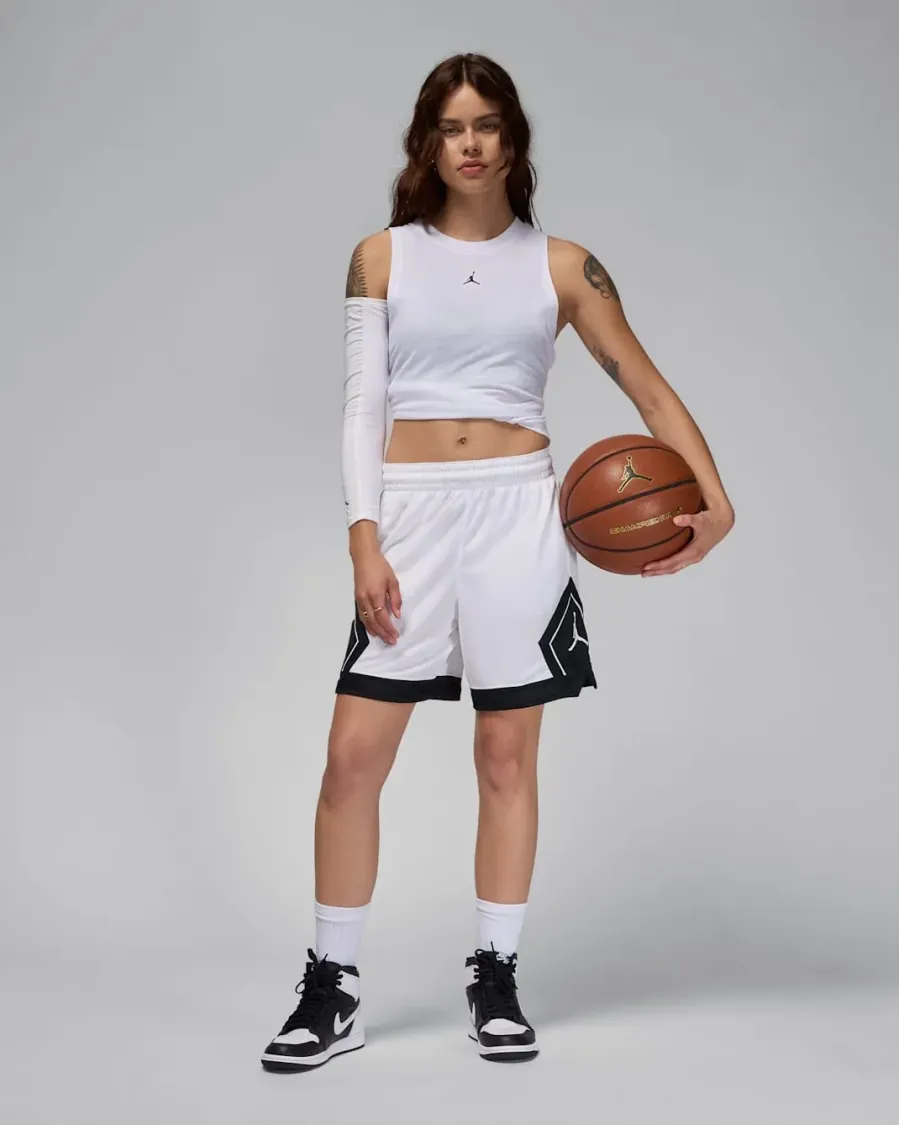 Шорти Nike Air Jordan Diamond Sport FN5134-101